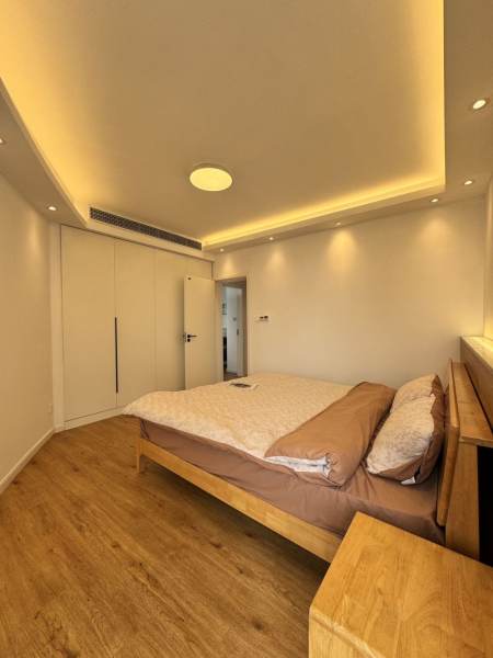 Housing image — Bedroom