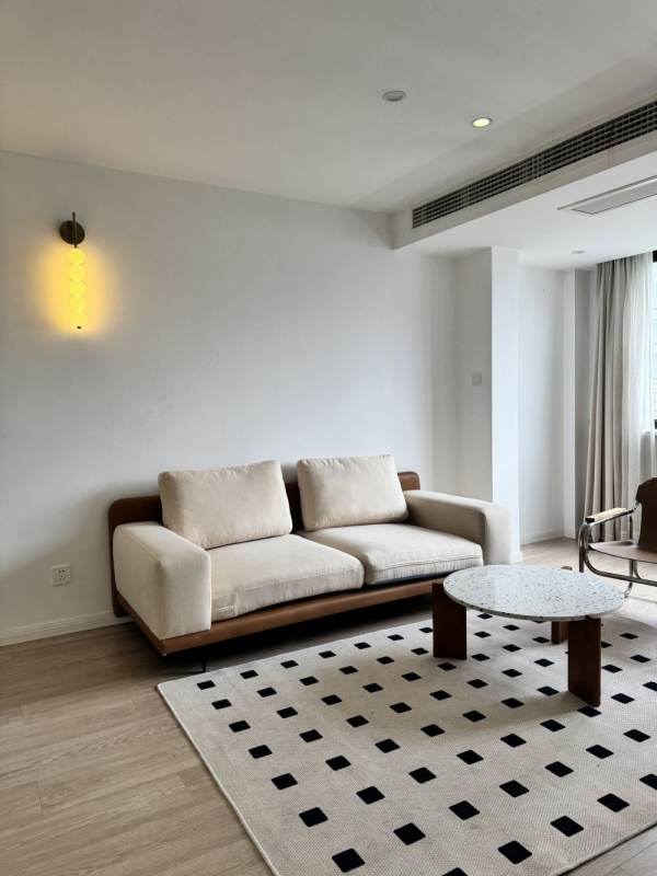 Housing image — Living Room