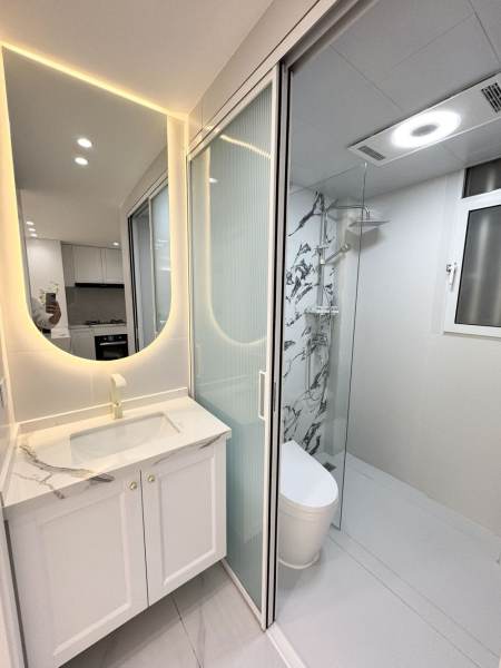 Housing image — Bathroom