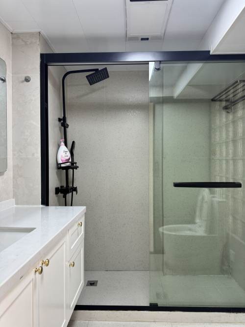 Housing image — Bathroom