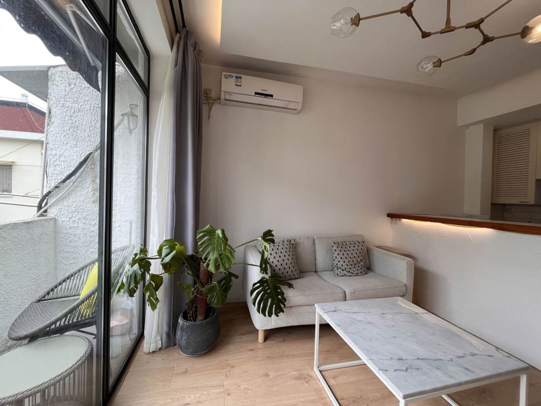 Housing image — Living Room