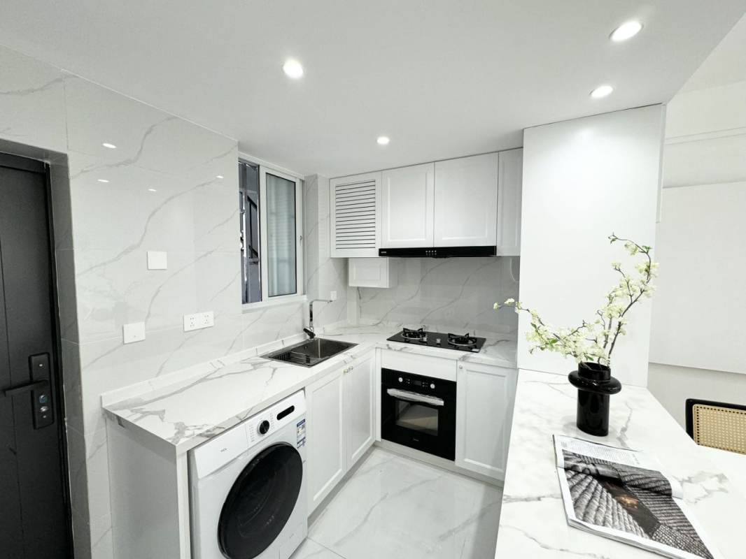 Housing image — Kitchen
