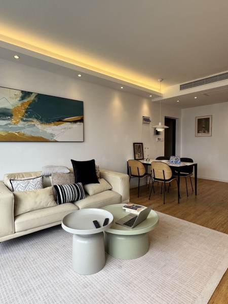 Housing image — Living Room