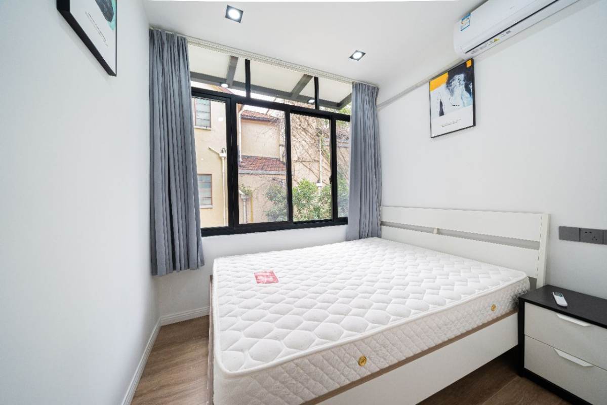 Housing image — Bedroom