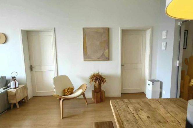 Modern Natural-Light 2BR Apartment at Mingyuan Century City (L1/L10/L12)