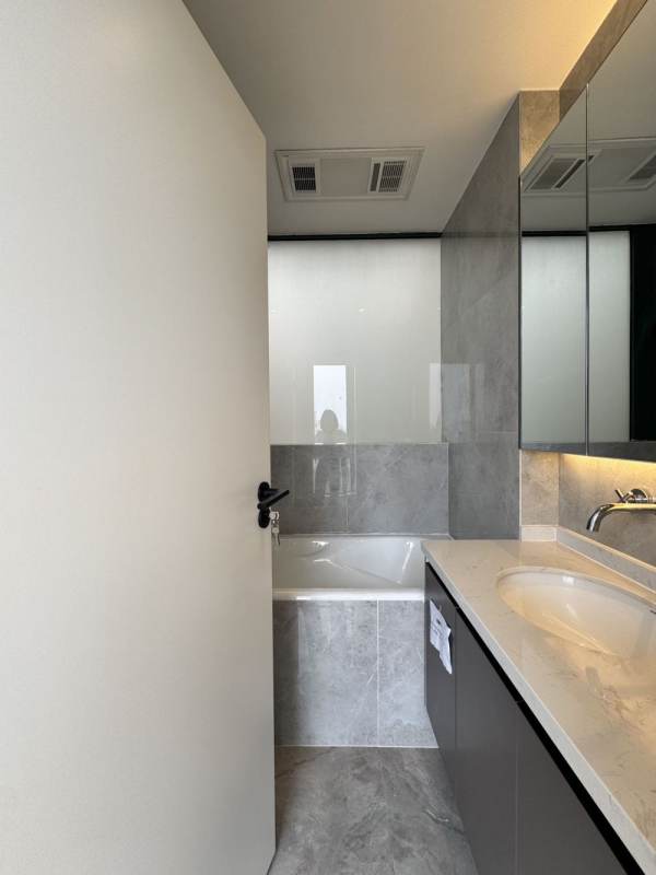 Housing image — Bathroom
