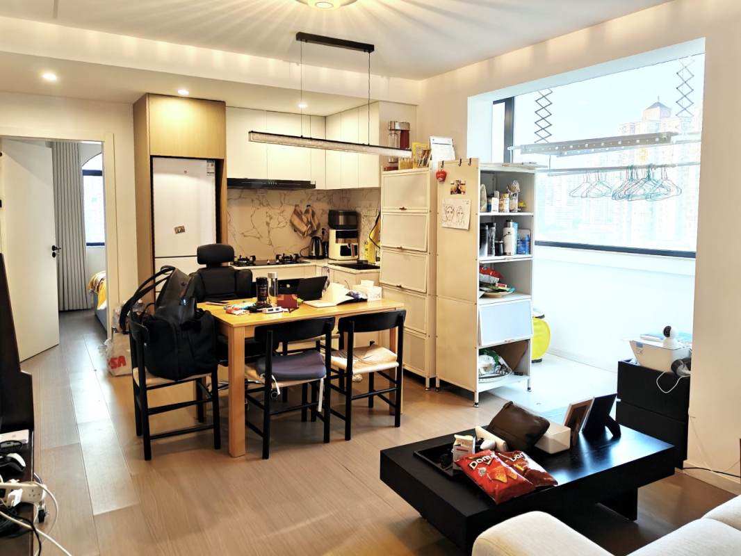 Housing image — Kitchen