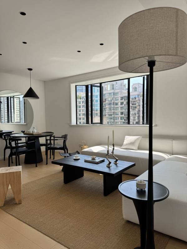 Housing image — Living Room