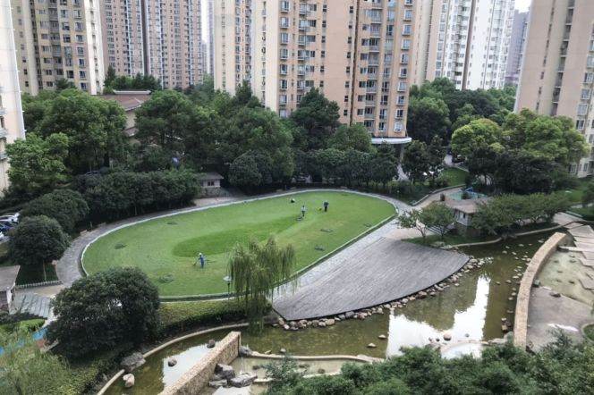 4BR Apartment in Gubei (L2)