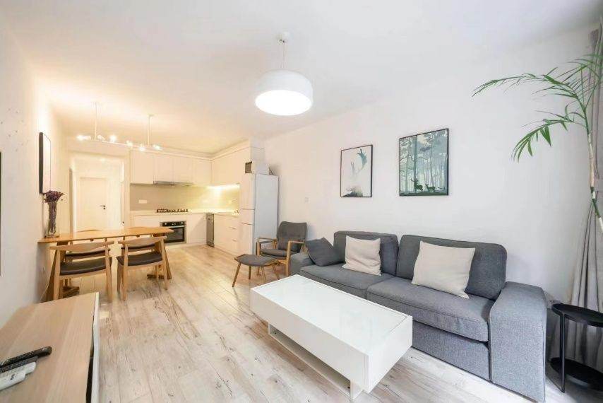 Housing image — Living Room
