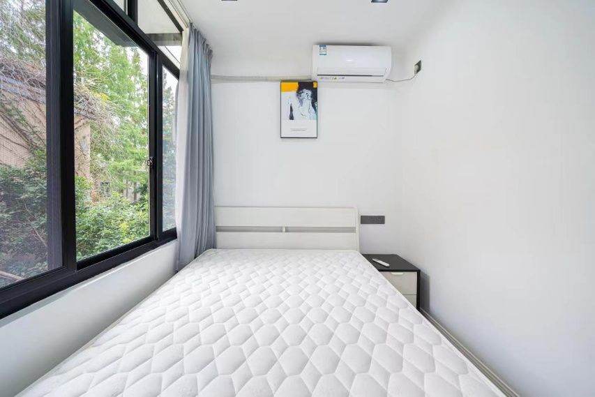 Housing image — Bedroom