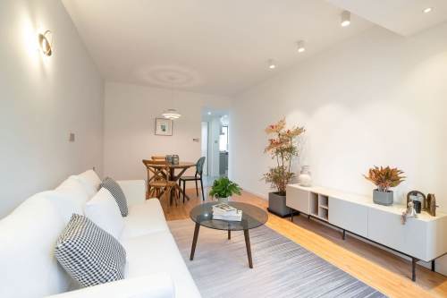 Housing image — Living Room