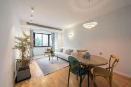 1BR Apartment in Jing'an (L2/L7/L14)