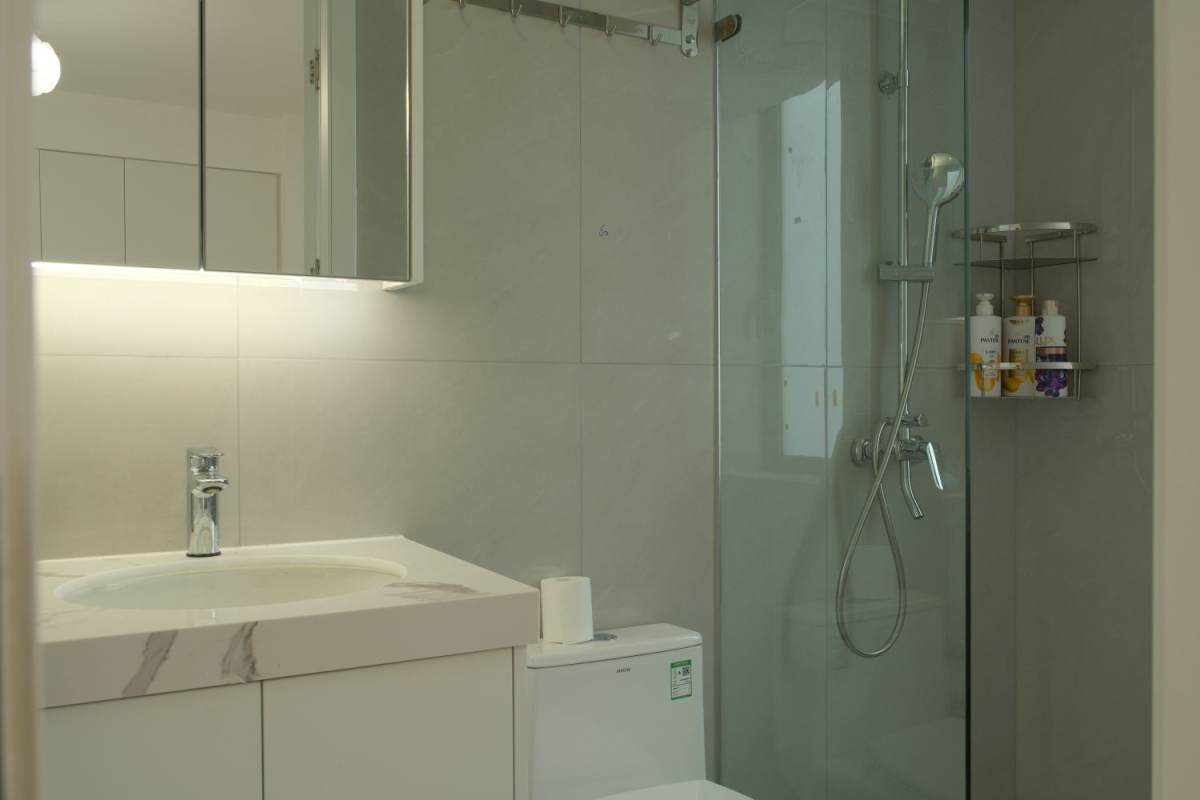 Housing image — Bathroom
