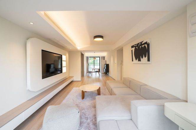 3BR Apartment in Jing'an (L1/L12/L13)