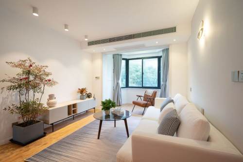 Housing image — Living Room