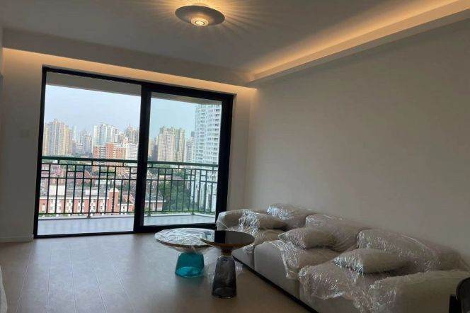 High-Floor 2BR Apartment at Joffre Garden (L1/L10/L12)
