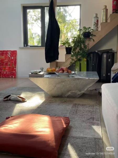 Housing image — Living Room