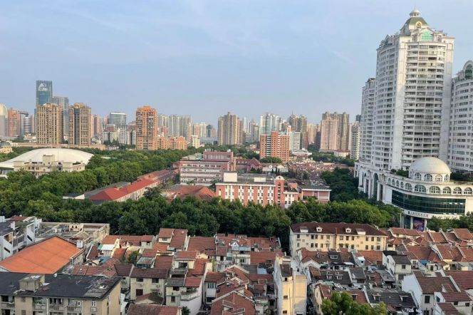 High-Floor 2BR Apartment at Joffre Garden (L1/L10/L12)