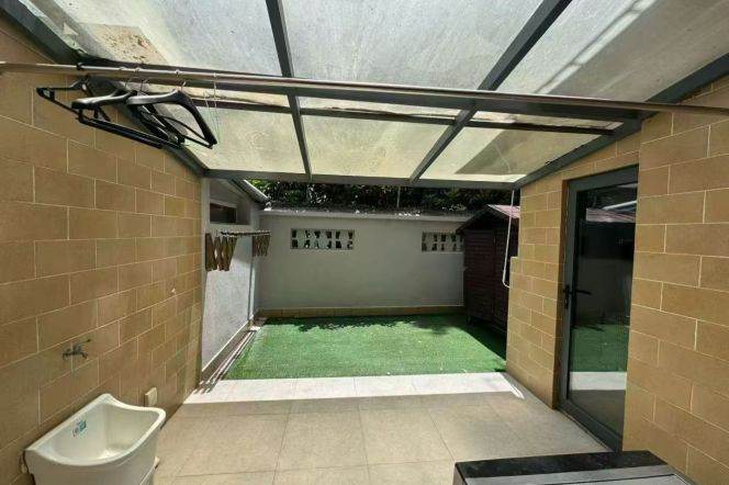 1BR Apartment in Old Xuhui with Private Garden (L2/L7/L14)