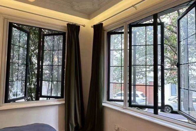 Historic Natural-Light 1BR Apartment in Old Xuhui (L10/L11)