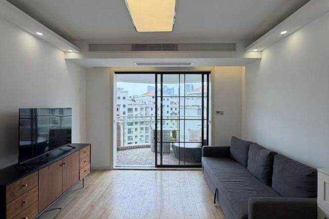 3BR Apartment in Jing'an