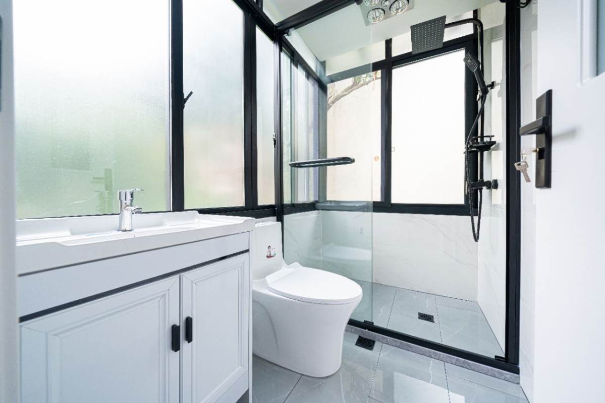 Housing image — Bathroom