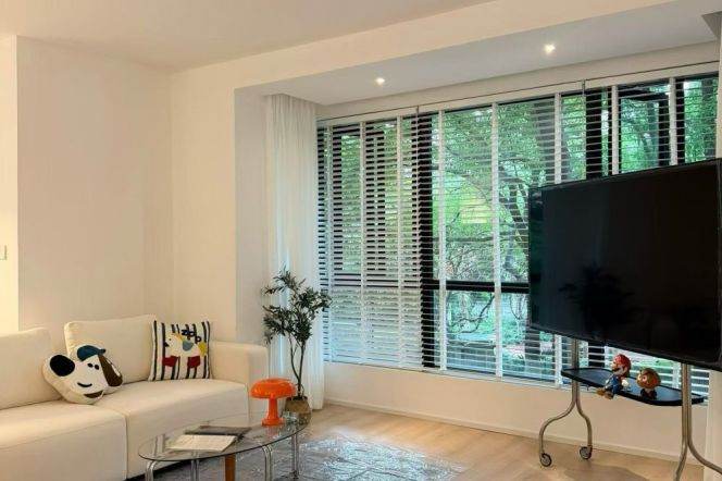 3BR Apartment near Zhenping Rd Metro (L3/L4/L7)