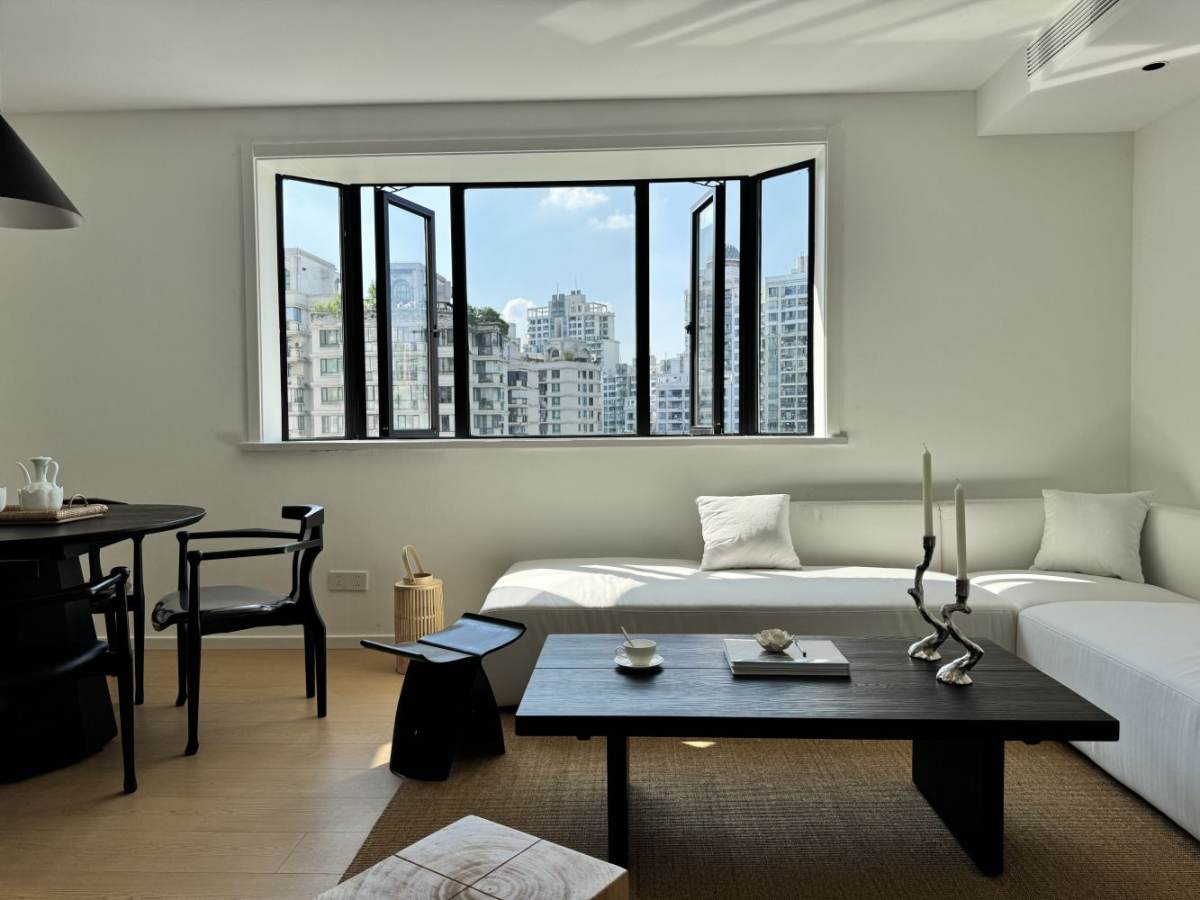 Housing image — Living Room