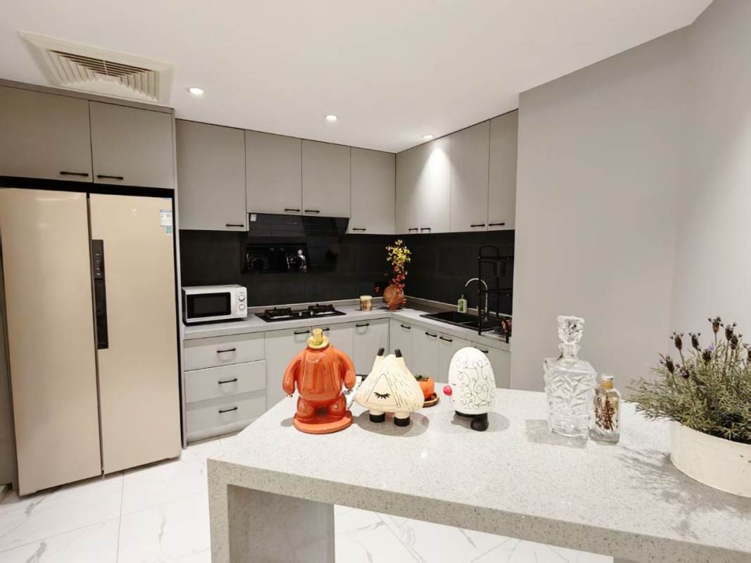 Housing image — Kitchen