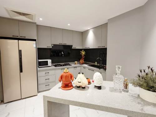 Housing image — Kitchen