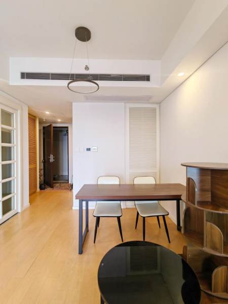 Housing image — Dining Area