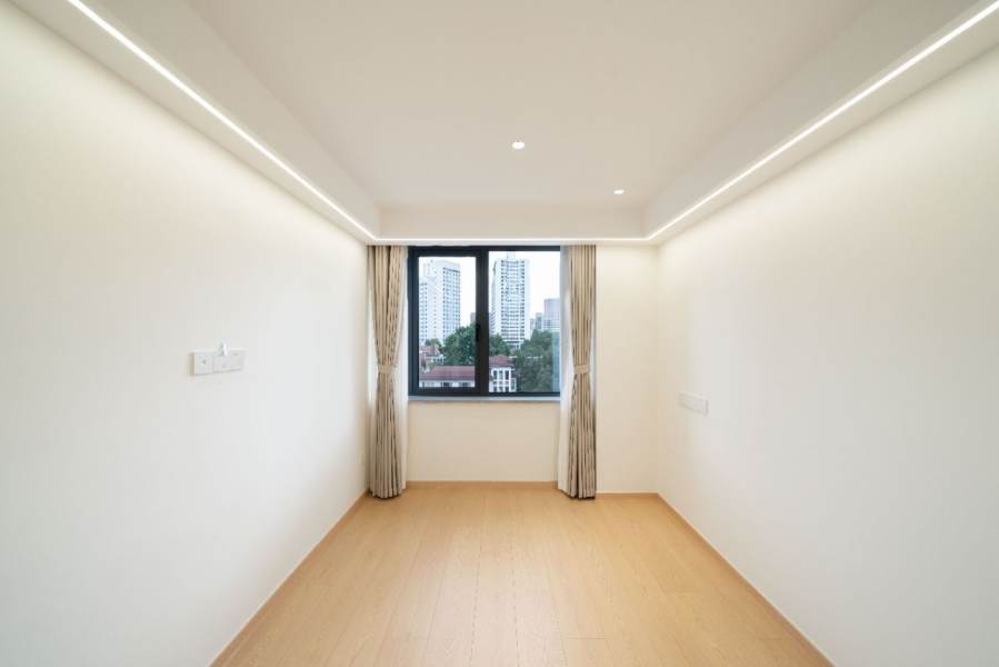 Housing image — Bedroom