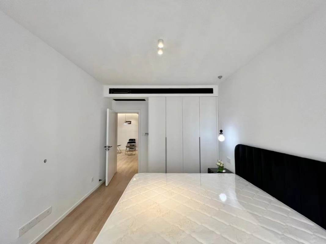 Housing image — Bedroom