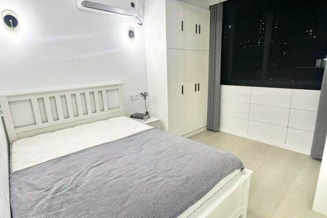 1BR Apartment near Zhongshan Park (L2/L3/L4)
