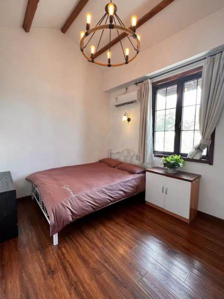 Housing image — Bedroom