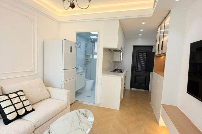 1BR Apartment near Zhongshan Park (L2/L3/L4)