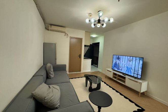 High-Floor 2BR Apartment near Luban Rd Metro (L4)