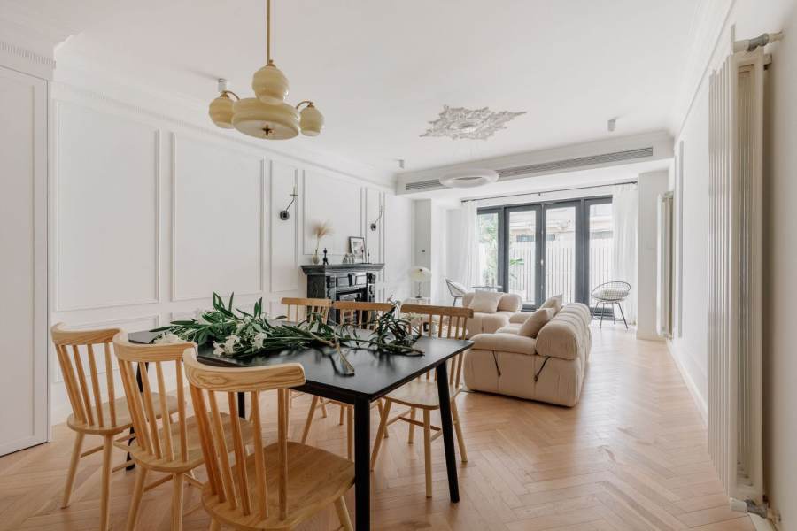Housing image — Living Room