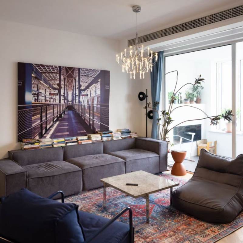 Housing image — Living Room