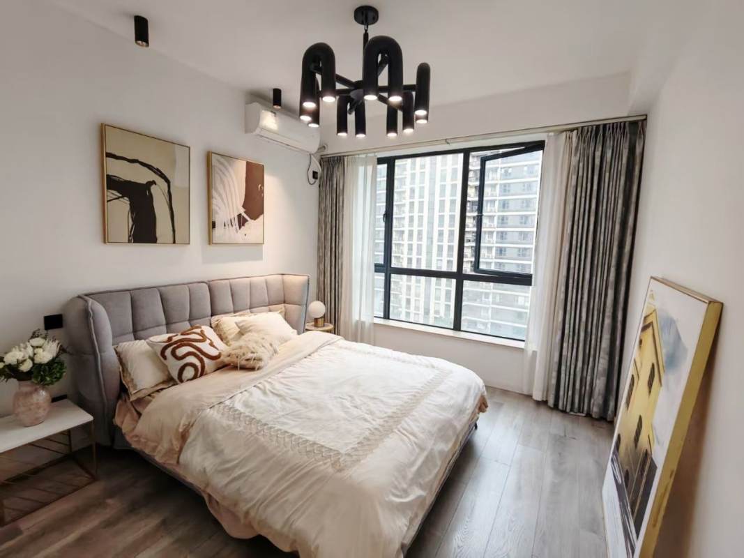 Housing image — Bedroom