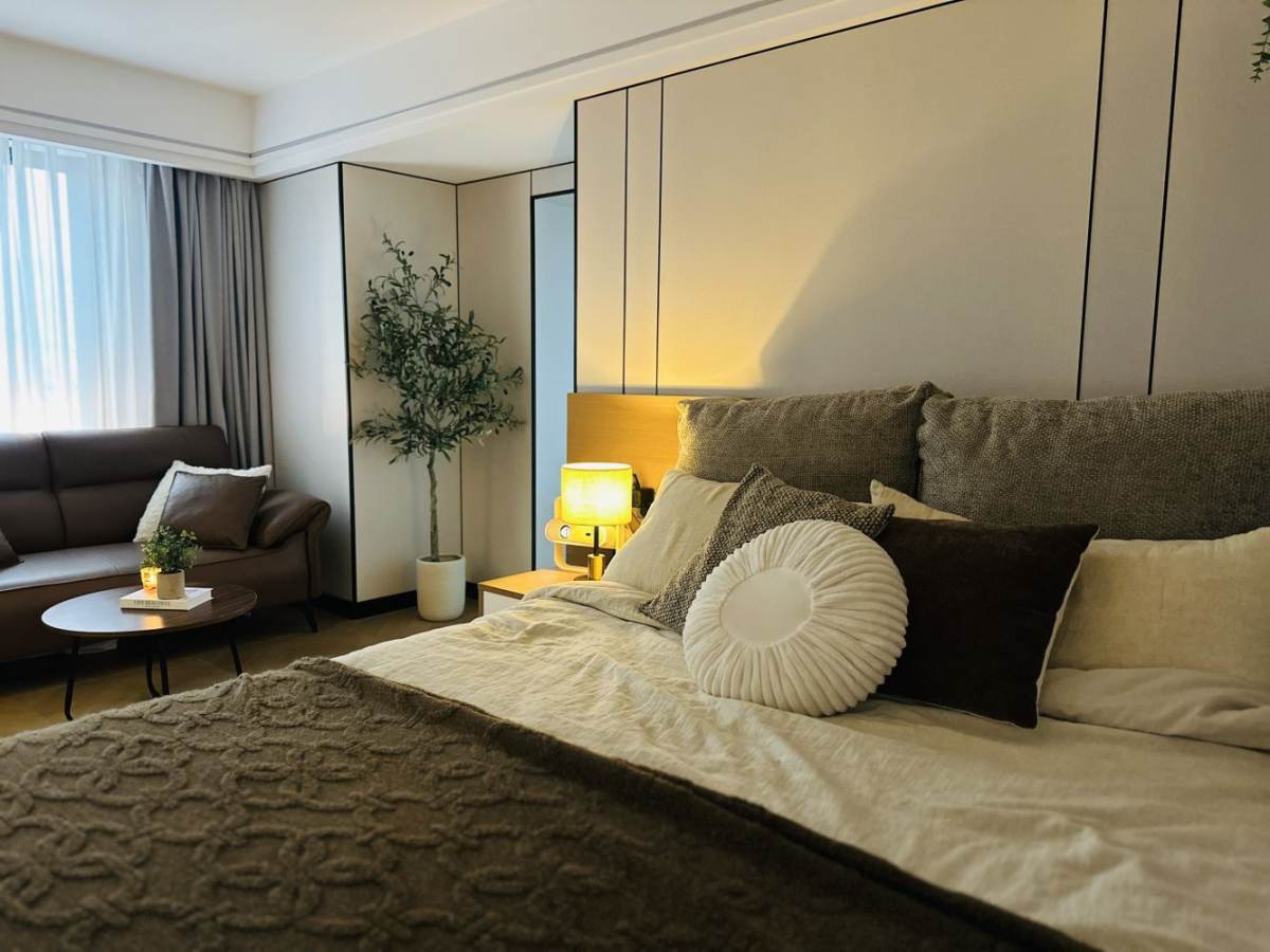 Housing image — Bedroom