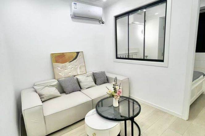 1BR Apartment near Zhongshan Park (L2/L3/L4)