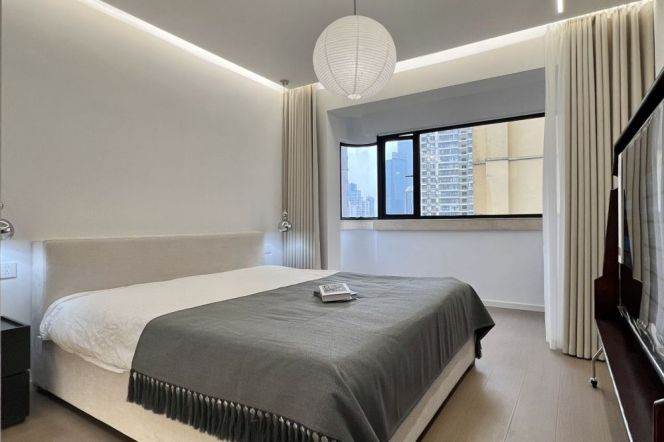 2BR Apartment in Jing'an