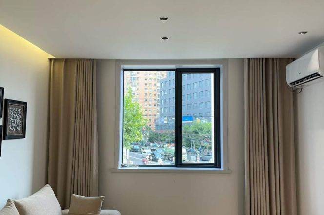 Bright Modern 1BR Apartment near Shanghai South Railway Station Metro