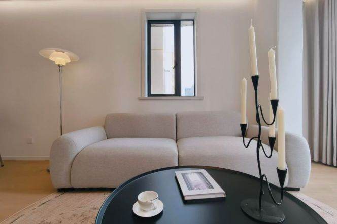 Bright Natural-Light 1BR Apartment near Xintiandi Metro (L9/L10/L13)