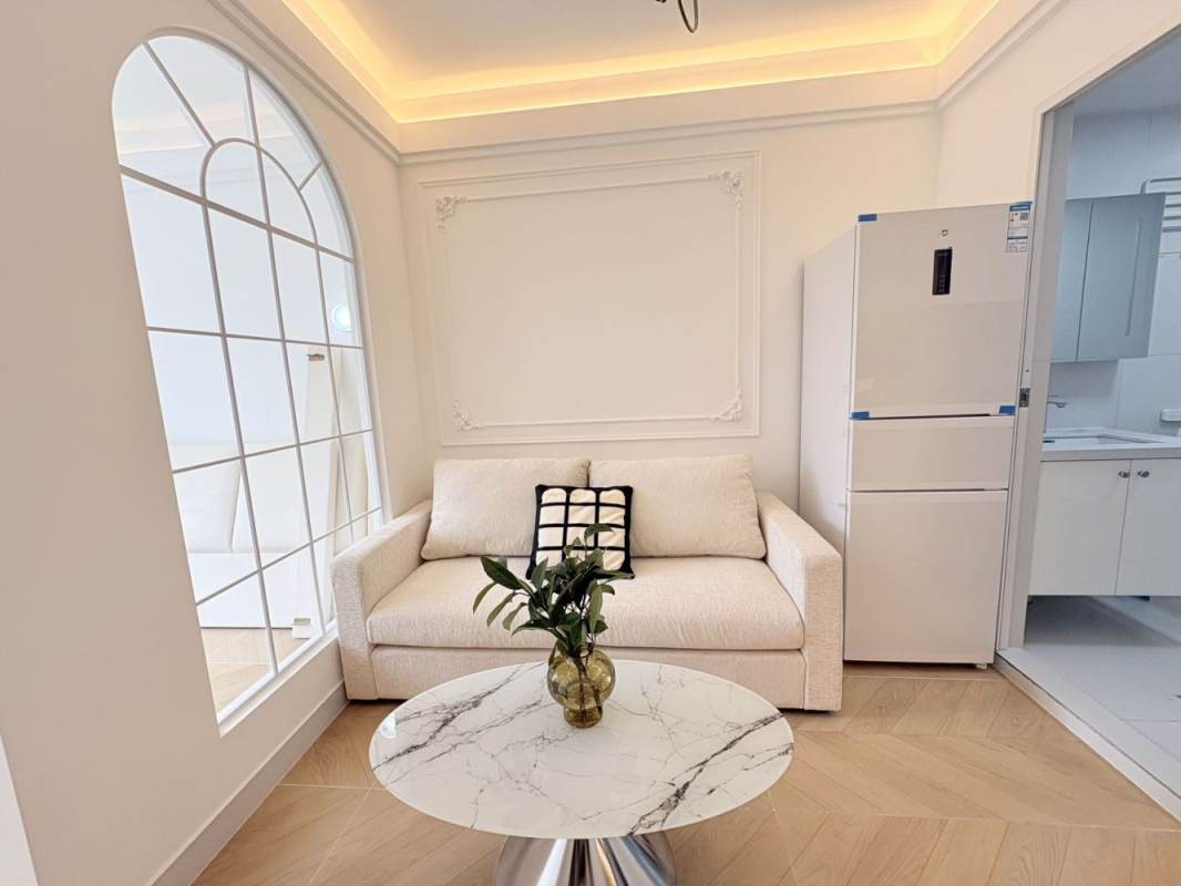 Housing image — Living Room