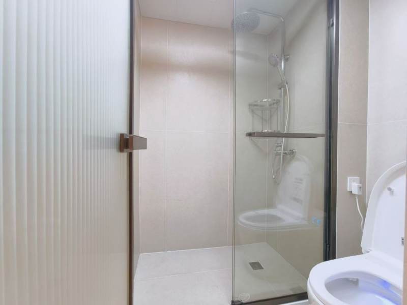 Housing image — Bathroom
