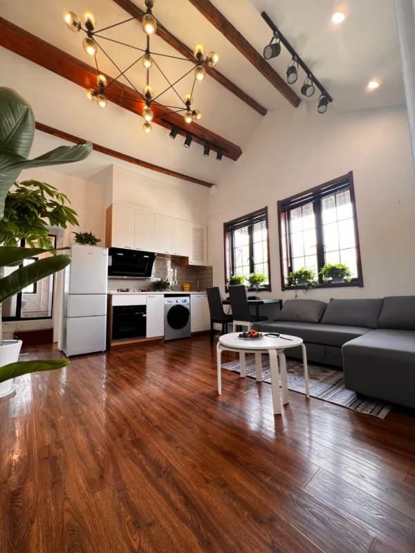 Housing image — Living Room