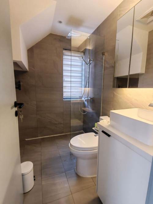 Housing image — Bathroom